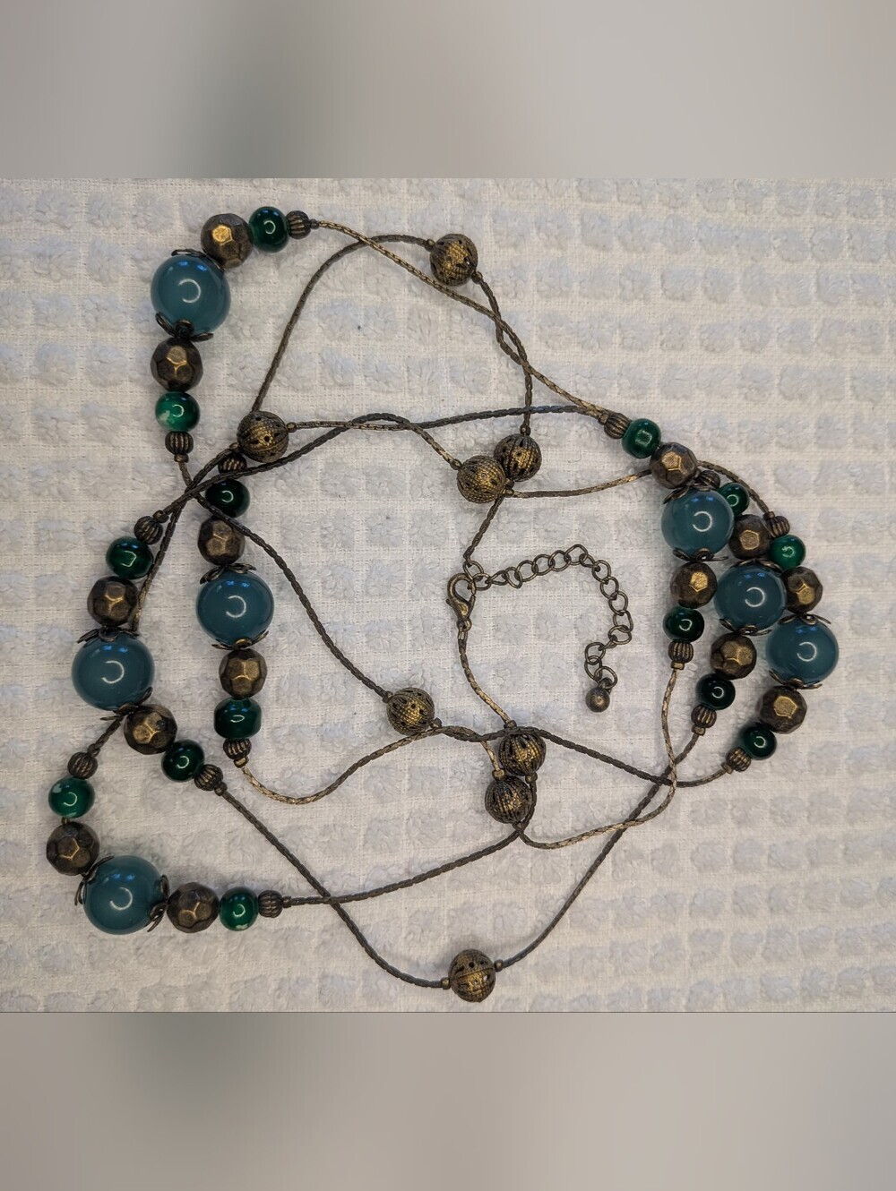 Vintage Boho Textured Bronze Tone And Green Beaded Necklace - Picture 8 of 10